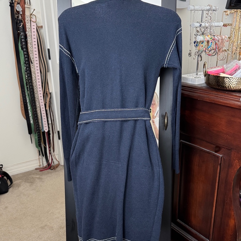 Banana Republic Brushed Navy and White Knit Dress size S - Picture 8 of 10